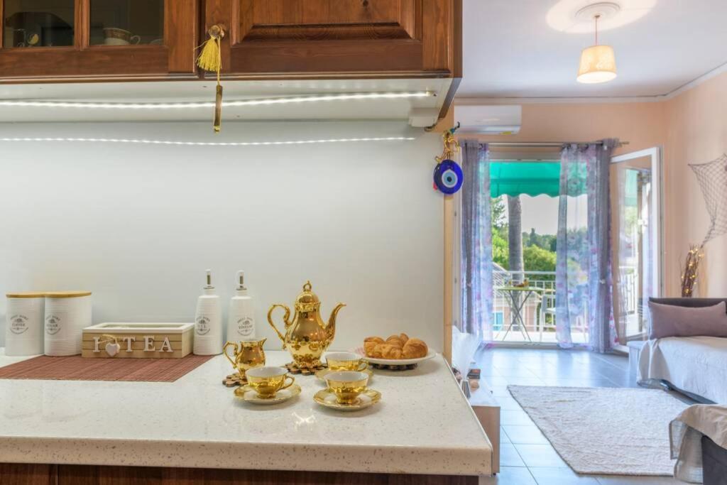 Bright Newly Renovated Apt Near Beach & Center+Ac Anemomylos エクステリア 写真